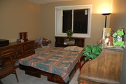 Quiet Condo Room Available