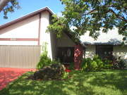  4/2 Gorgeous,  Spacious Single Family w/Pool & Jacuzzi!