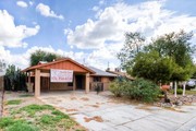 This Property has a great GLENDALE location and great potential. Rent 